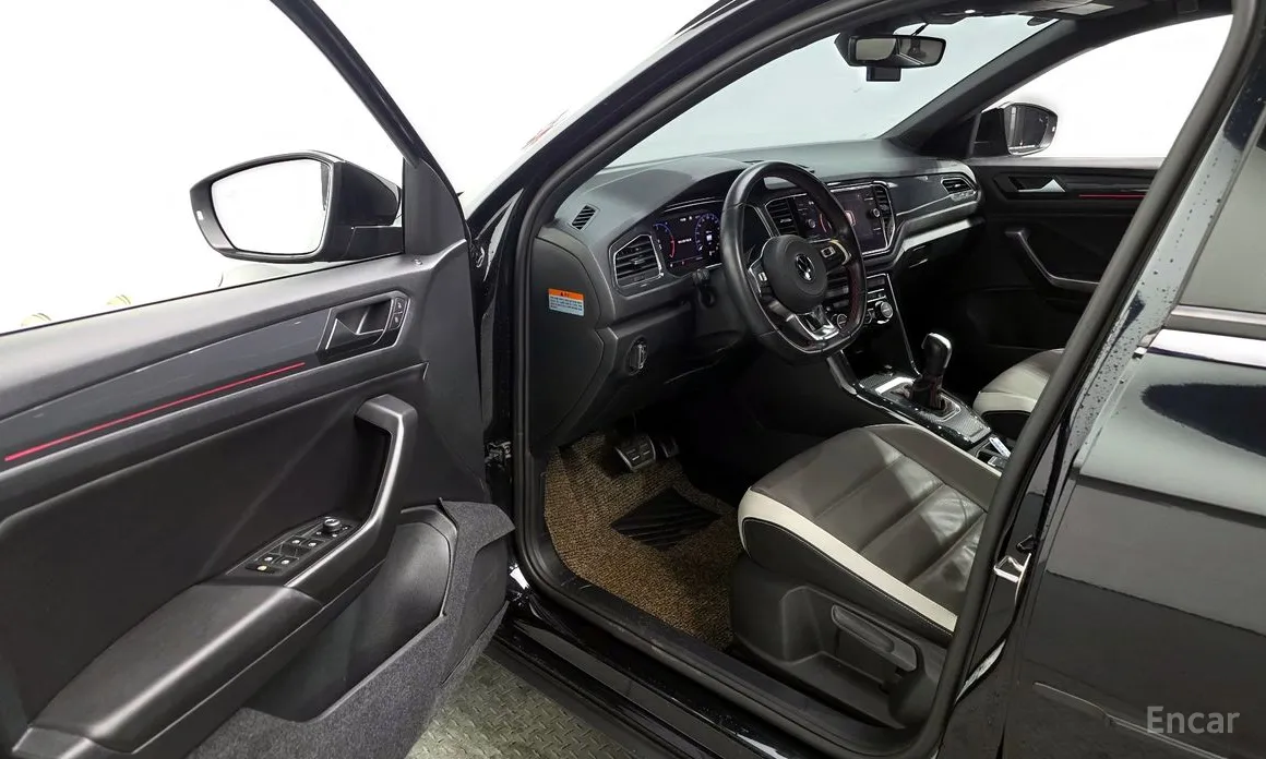 Фото 10 - Volkswagen T-Roc