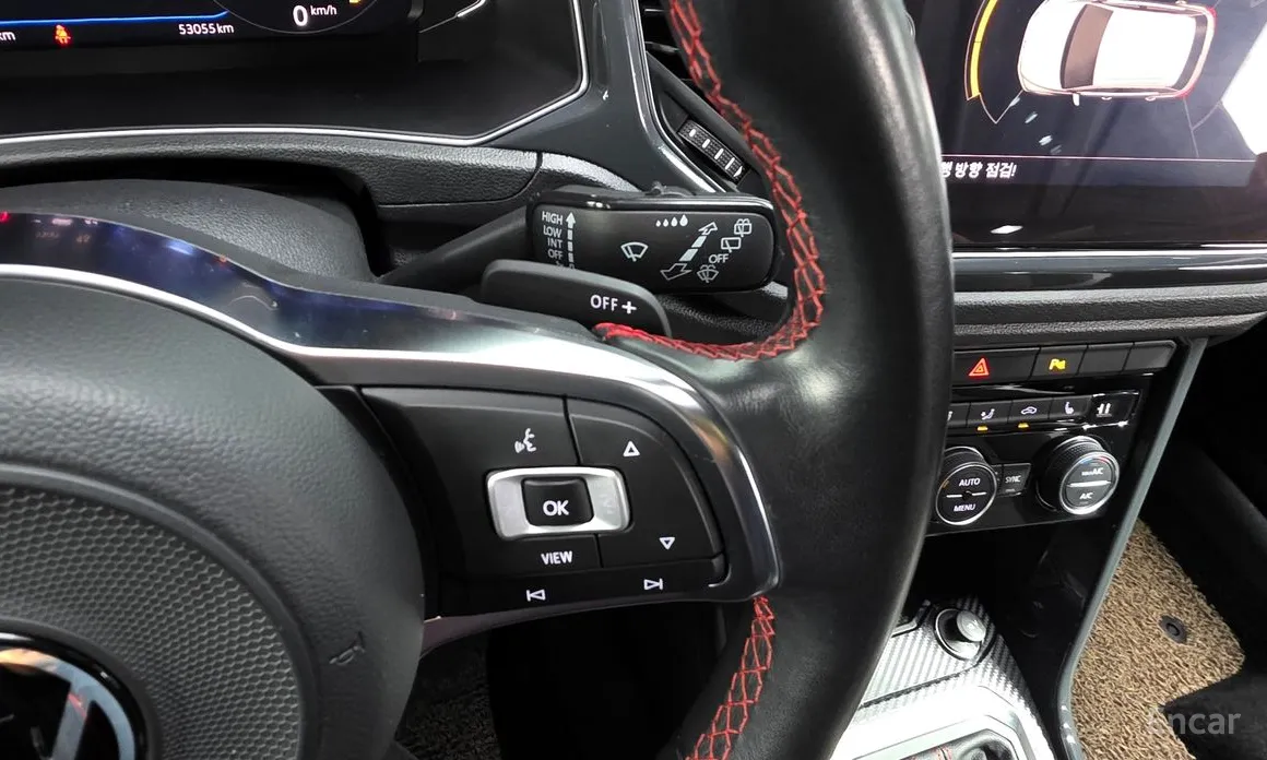 Фото 19 - Volkswagen T-Roc