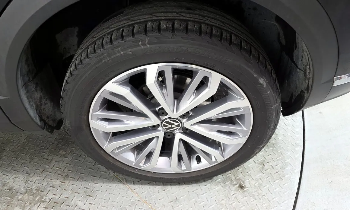 Фото 5 - Volkswagen T-Roc