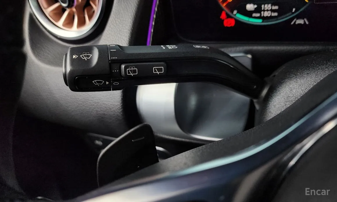 Фото 15 - Mercedes-Benz EQB