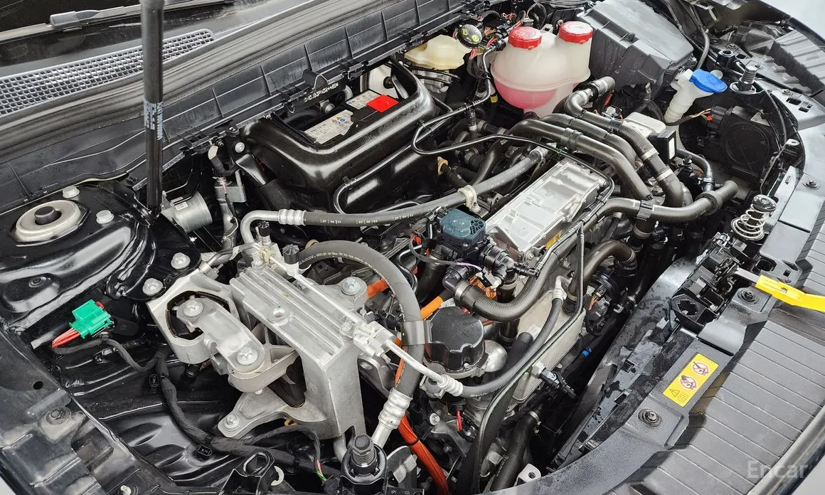 Фото 6 - Mercedes-Benz EQB