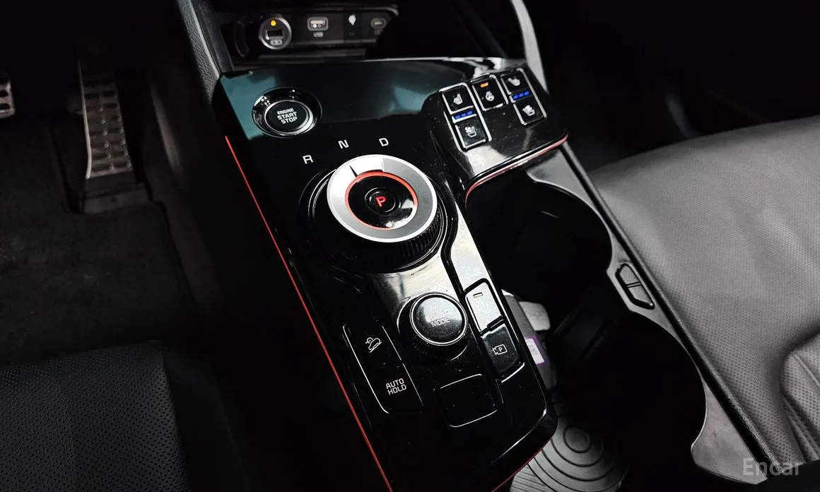 Фото 9 - Kia Sportage