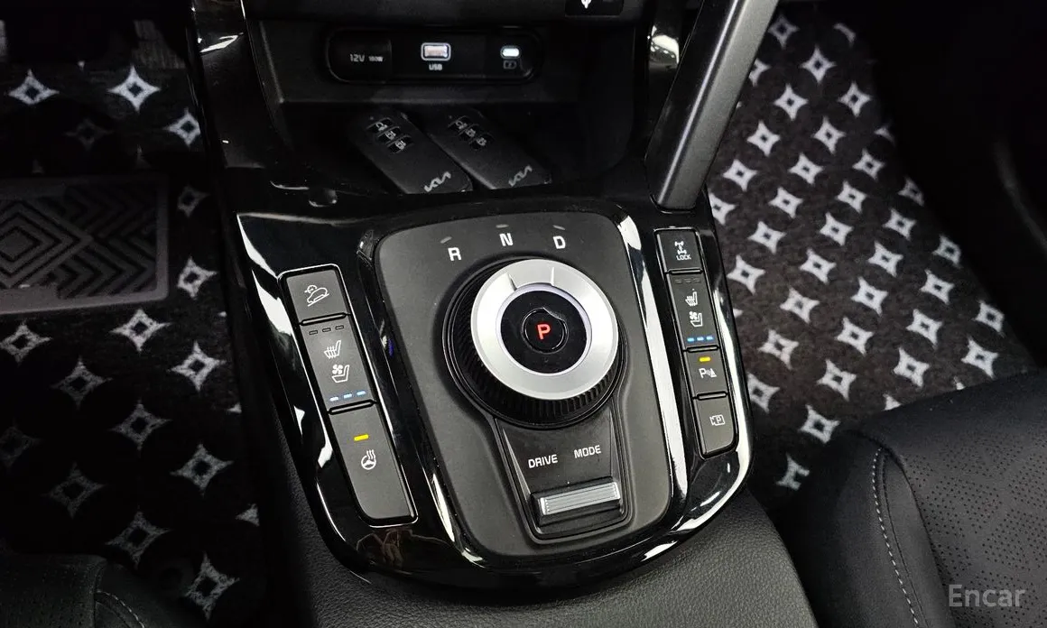 Фото 9 - Kia Seltos