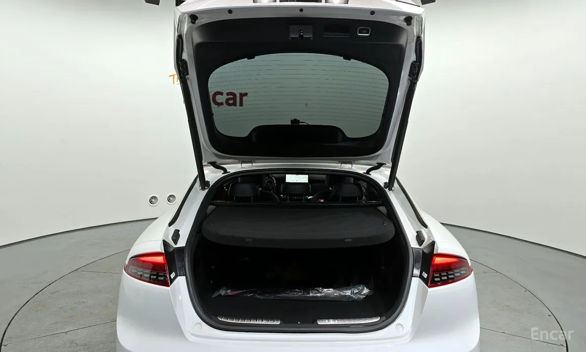 Фото 20 - Kia Stinger