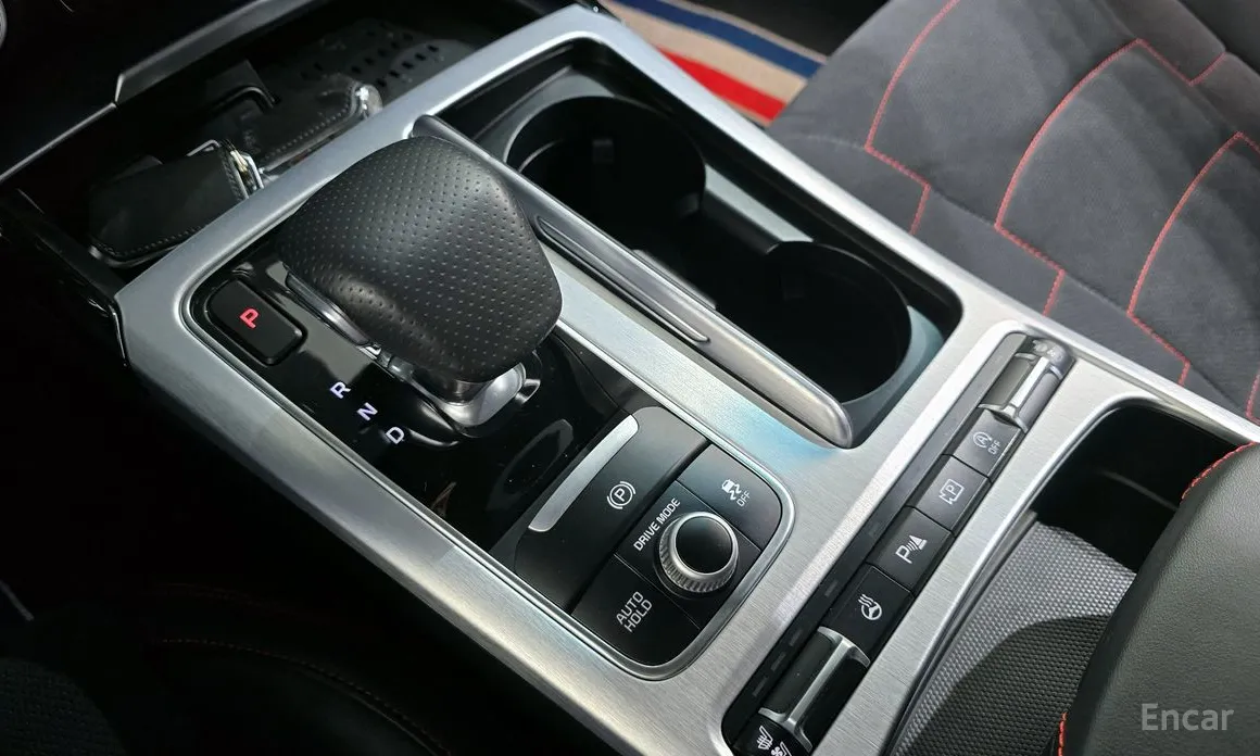 Фото 9 - Kia Stinger