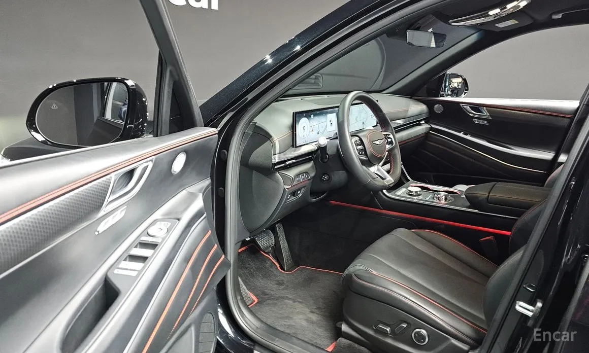 Фото 11 - Genesis GV80