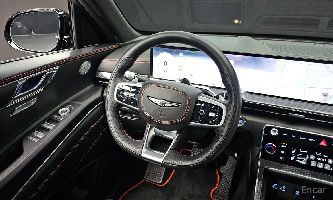 Фото 13 - Genesis GV80