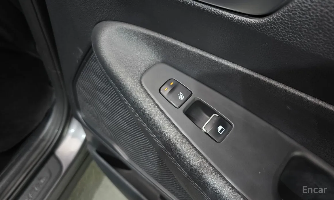 Фото 19 - Hyundai Santa Fe