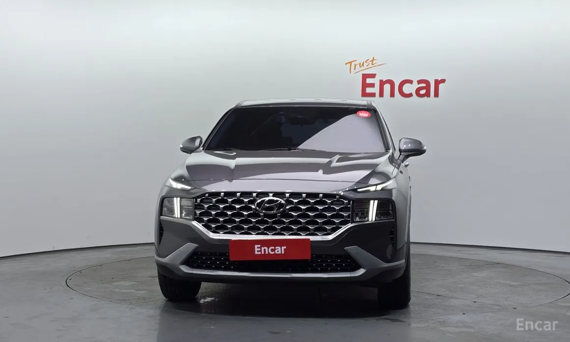 Фото 3 - Hyundai Santa Fe