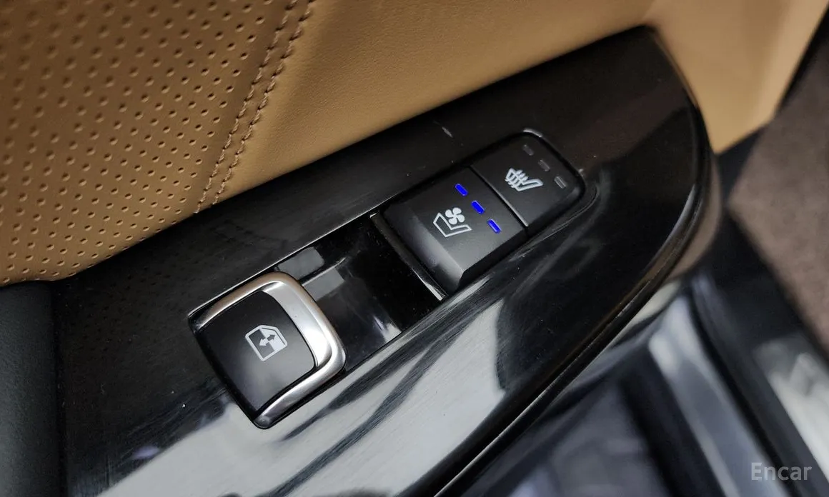 Фото 18 - Kia Mohave