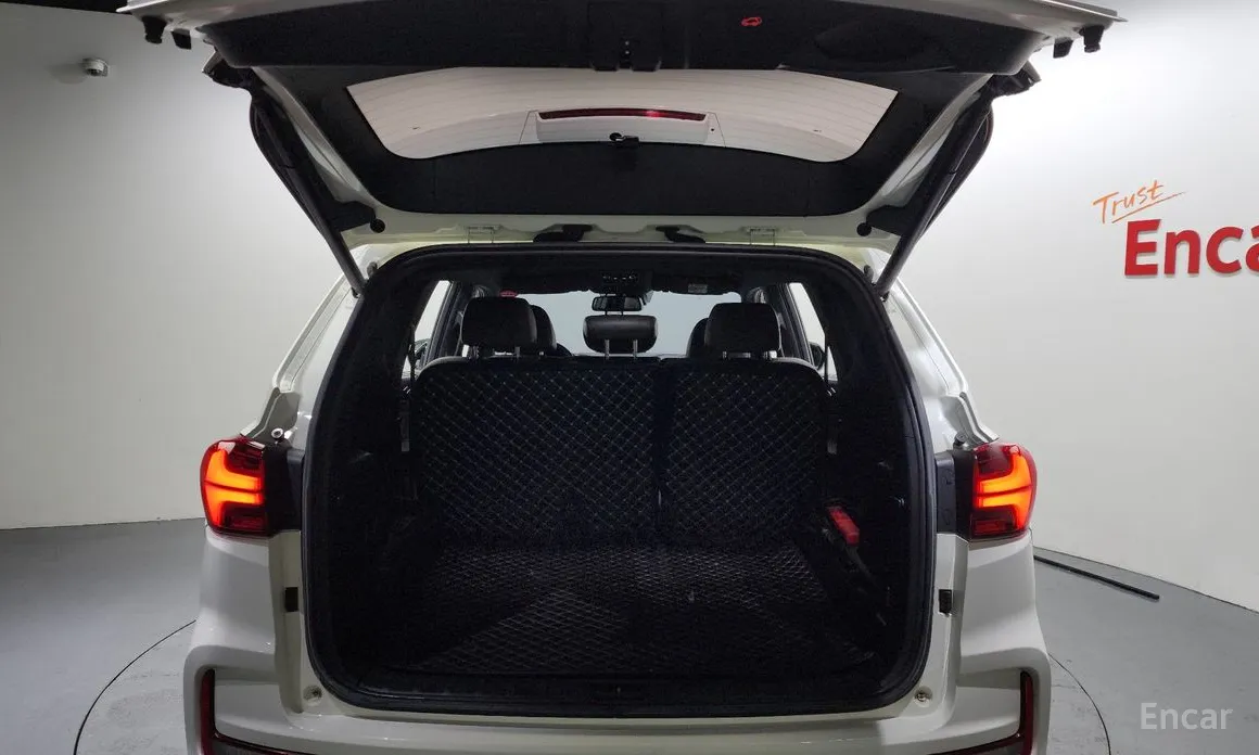 Фото 20 - Kia Mohave