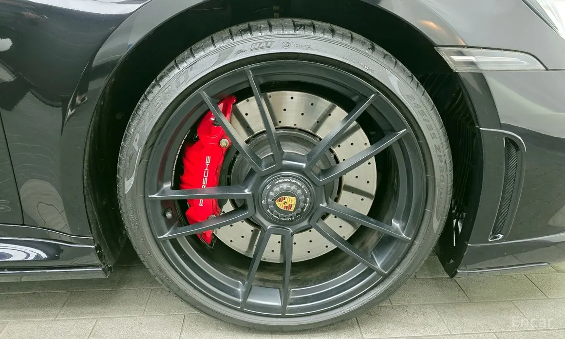 Фото 5 - Porsche 911