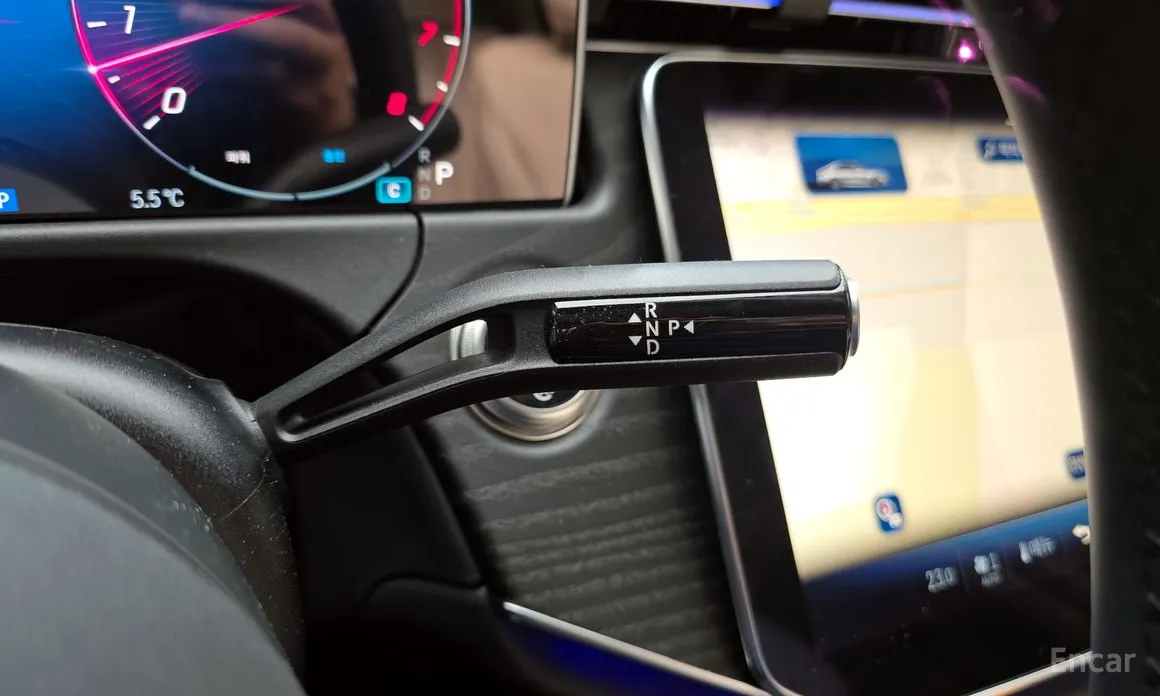 Фото 9 - Mercedes-Benz E-Class