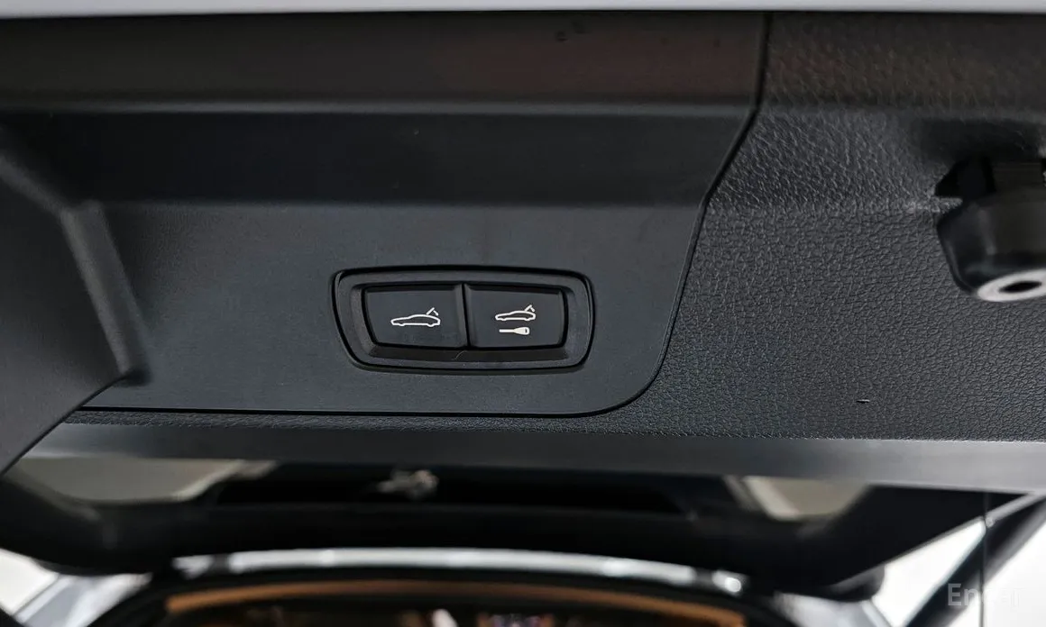 Porsche Panamera 2017 2.9 AWD E-Hybrid Platinum Edition