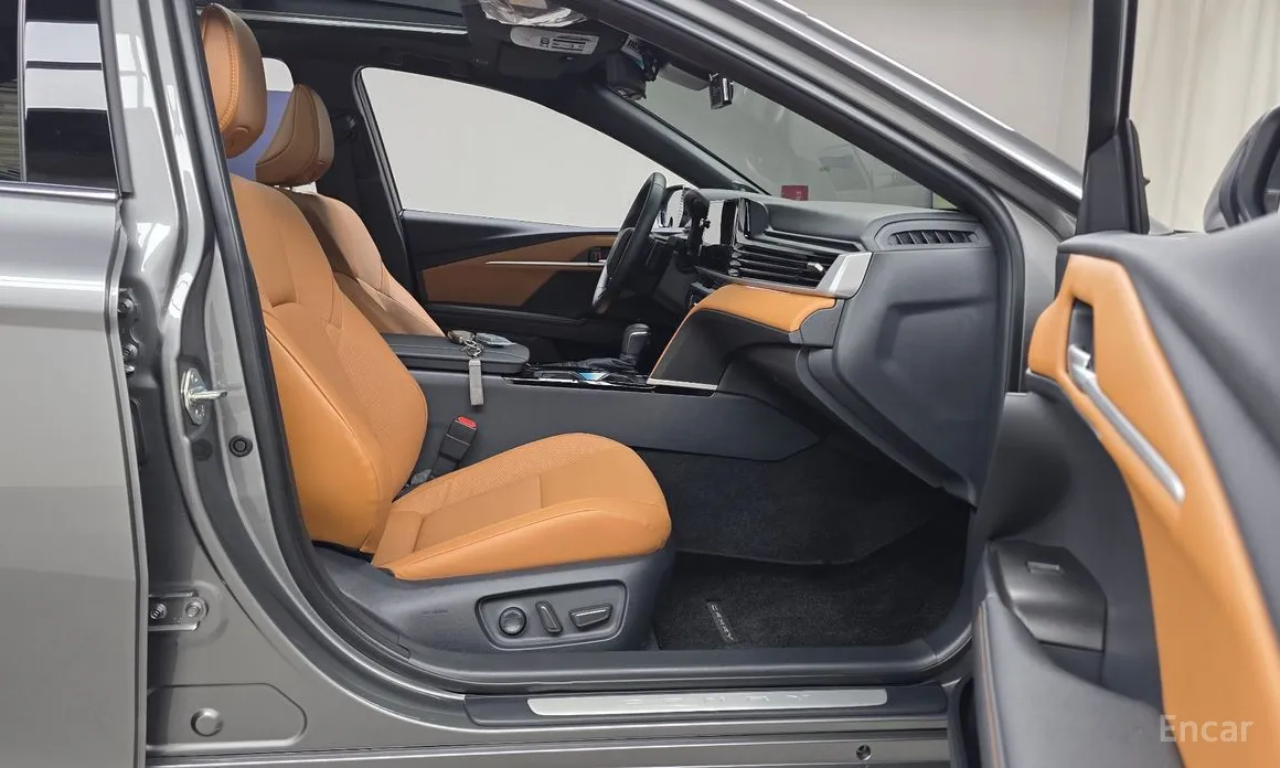 Фото 11 - Toyota Camry