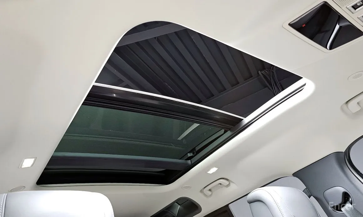 Фото 19 - Land Rover Defender