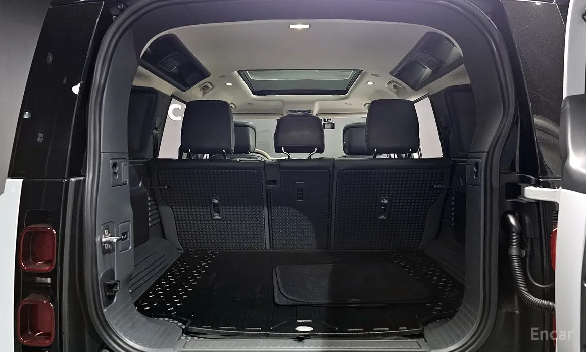 Фото 20 - Land Rover Defender