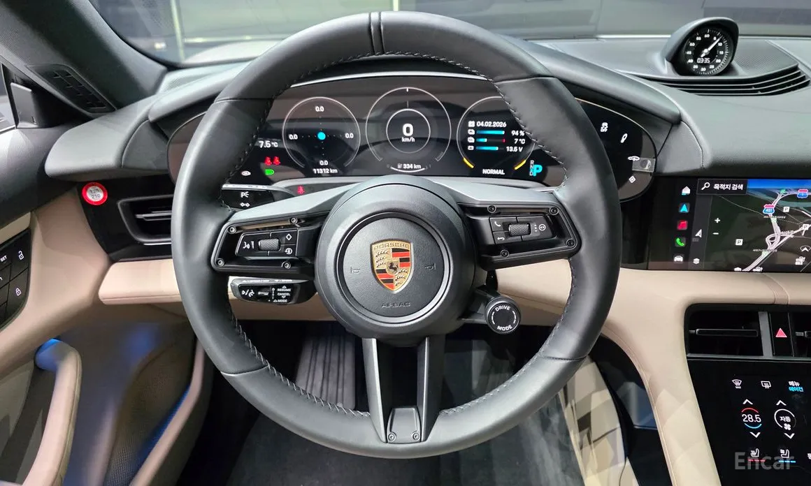 Фото 5 - Porsche Taycan