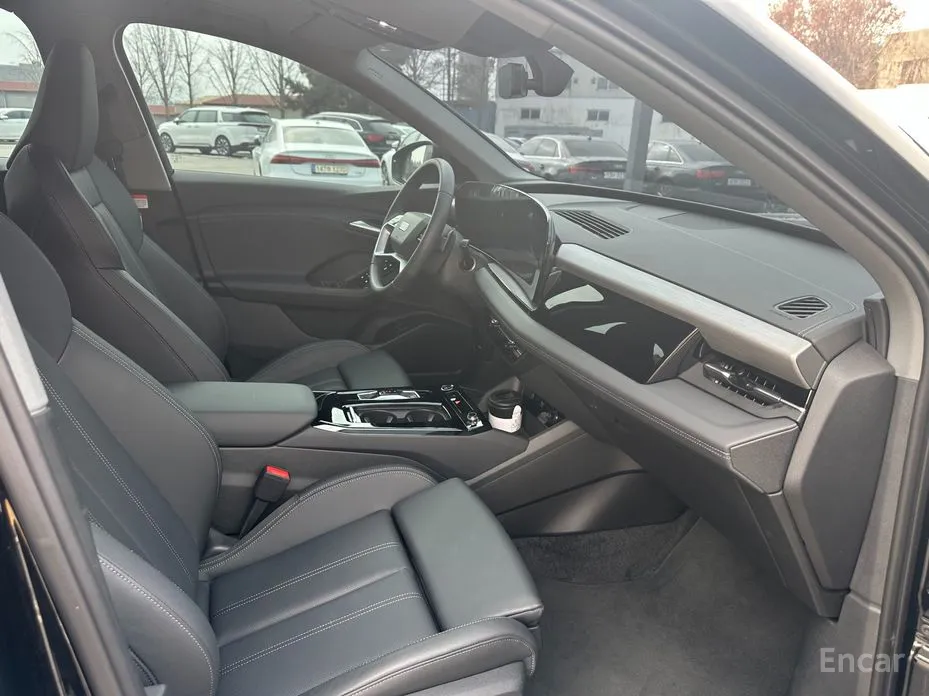 Фото 20 - Audi Q6 e-tron