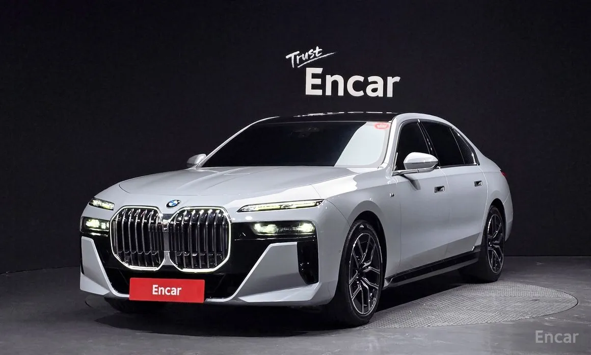 Фото 1 - BMW 7 Series