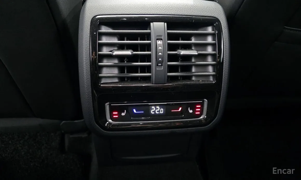 Photo 17 - Volkswagen Arteon