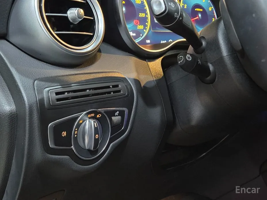 Фото 14 - Mercedes-Benz GLC-Class