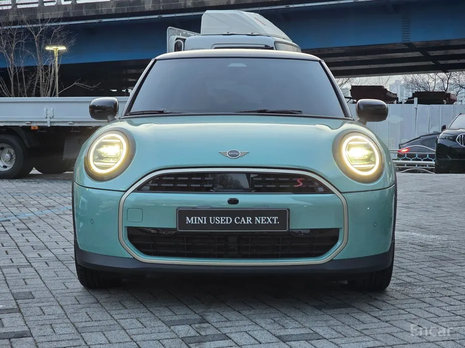 Фото 3 - Mini Cooper
