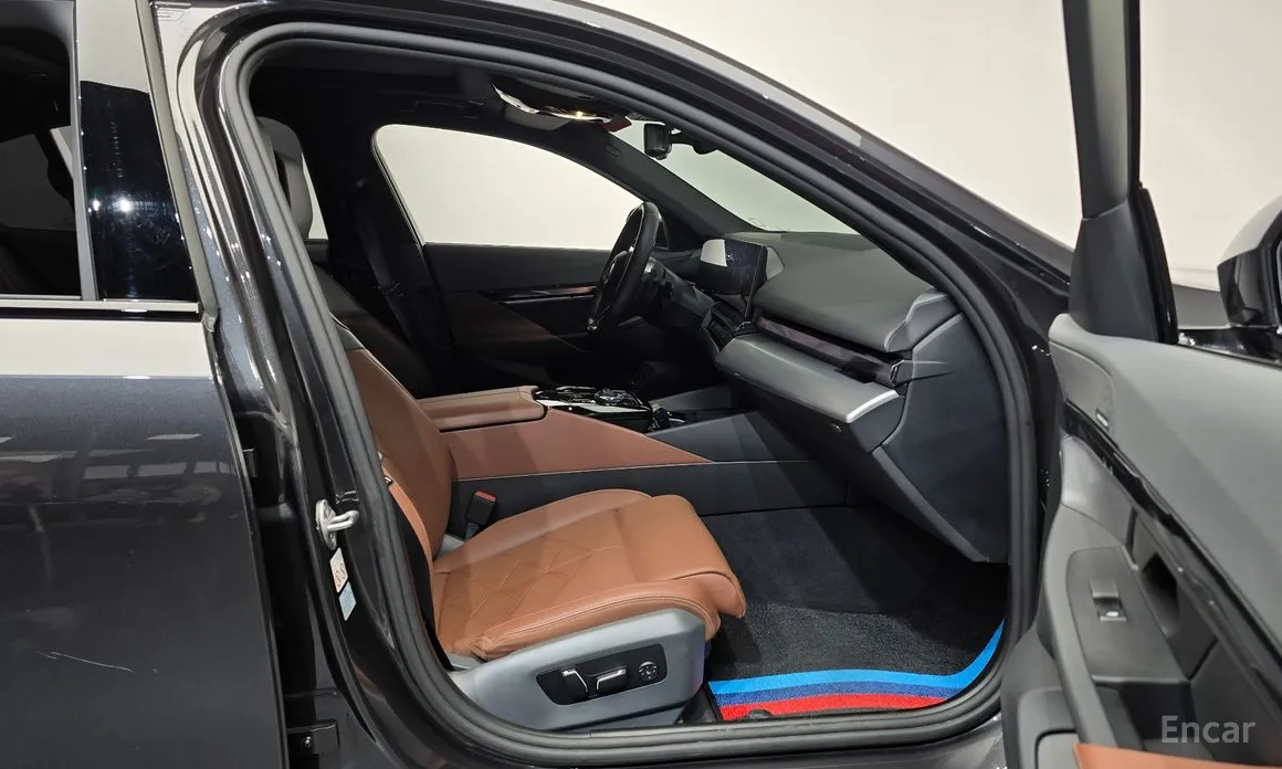 Фото 11 - BMW 5 Series