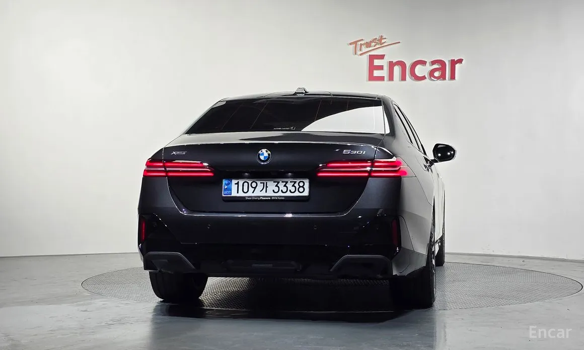 Фото 4 - BMW 5 Series