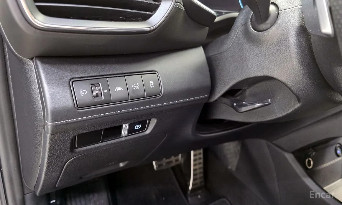 Фото 14 - Hyundai Santa Fe