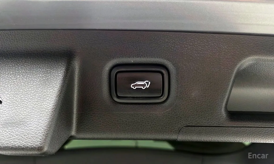 Фото 19 - Hyundai Santa Fe