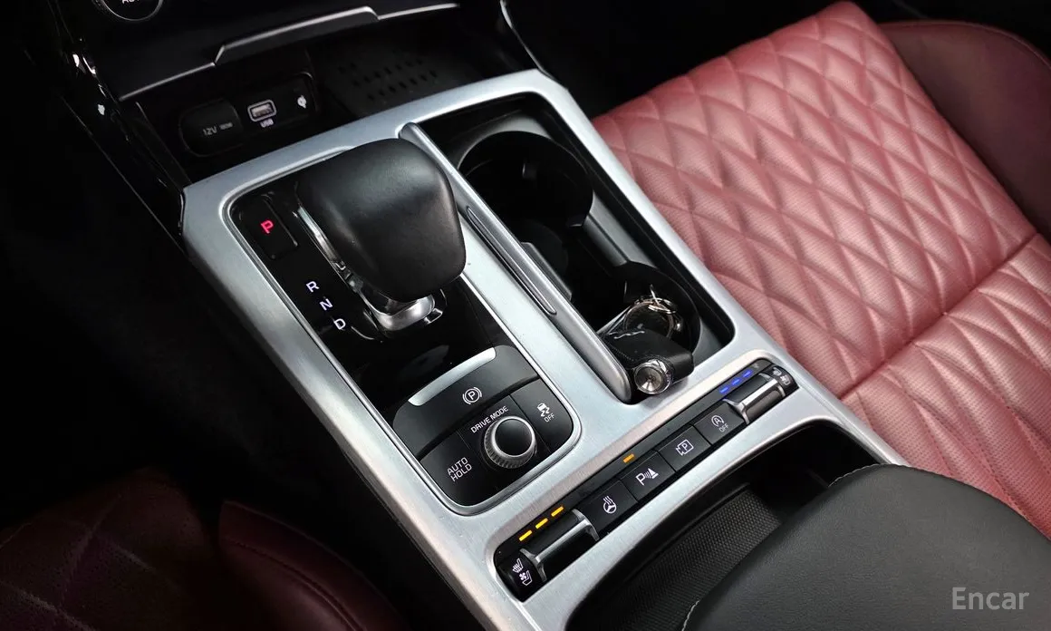 Фото 9 - Kia Stinger