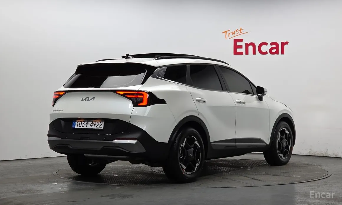 Фото 2 - Kia Sportage