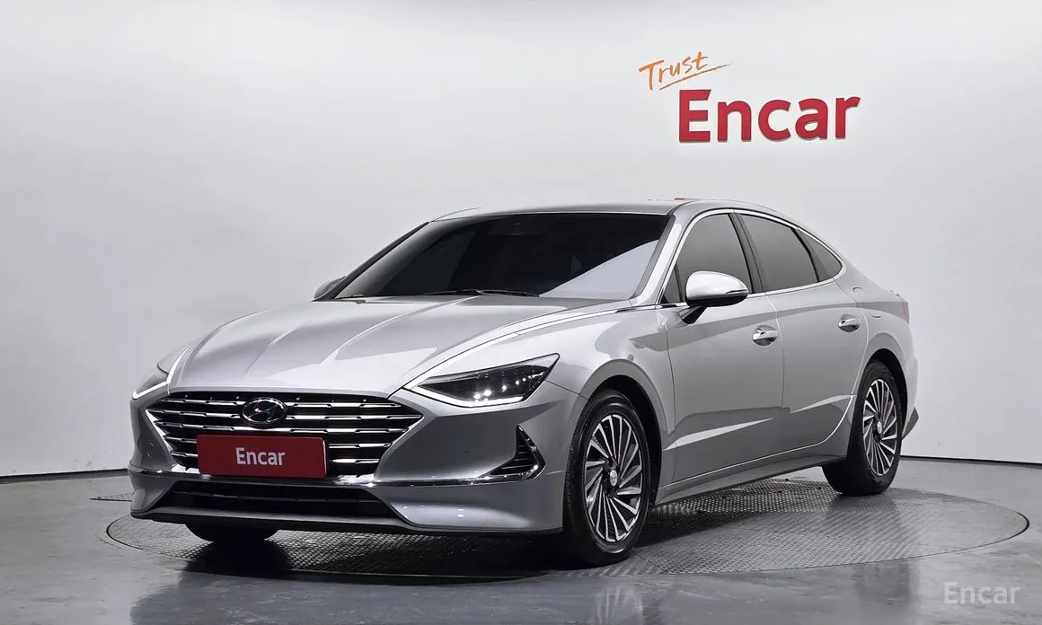 Фото 1 - Hyundai Sonata