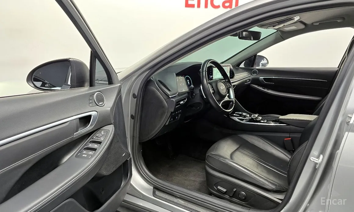 Фото 11 - Hyundai Sonata