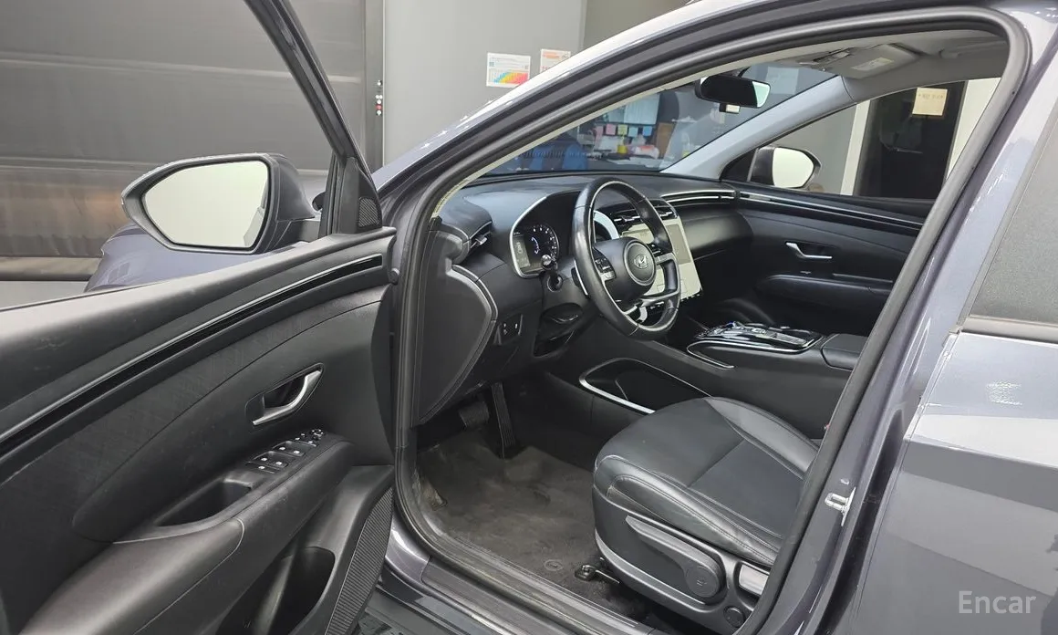 Photo 10 - Hyundai Tucson