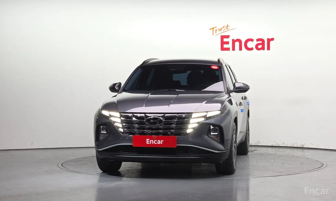 Photo 3 - Hyundai Tucson