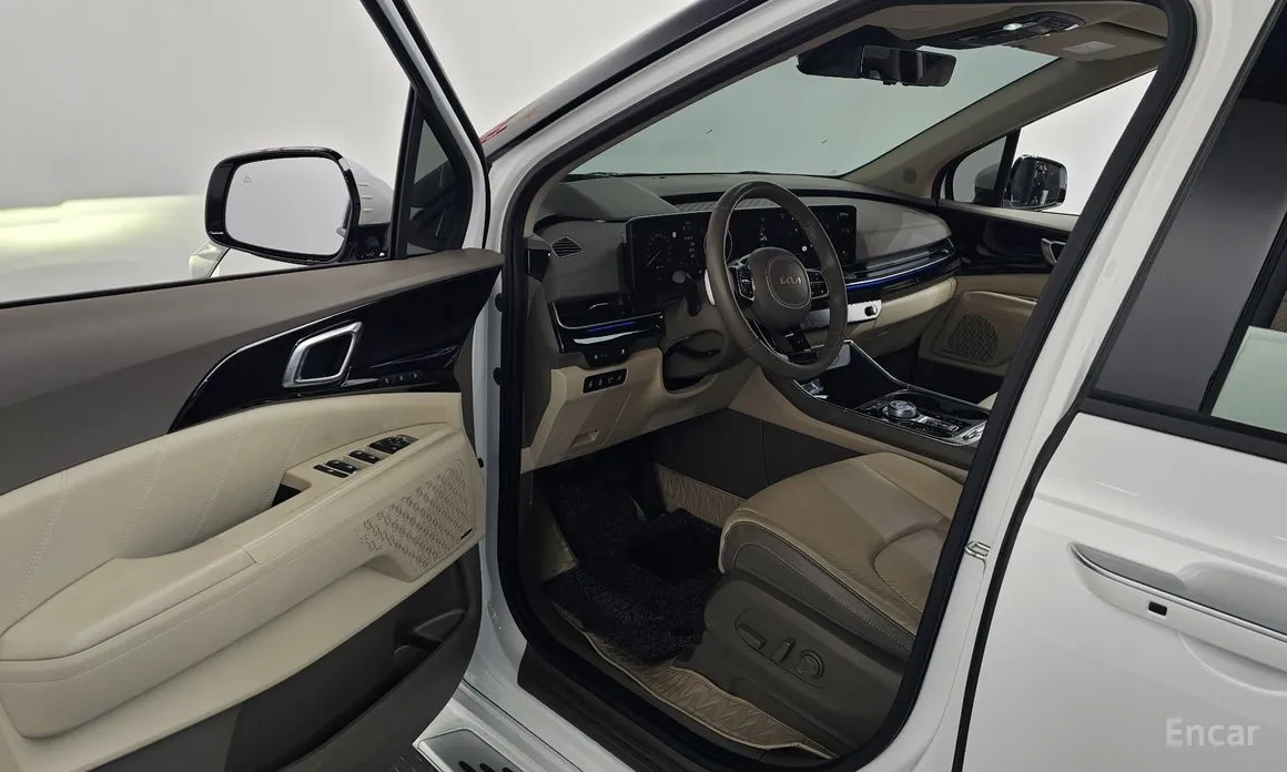 Фото 10 - Kia Carnival