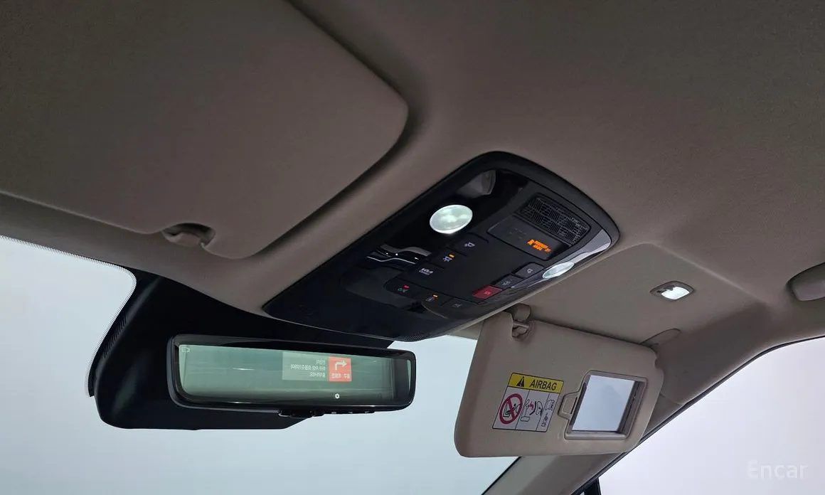 Фото 19 - Kia Carnival