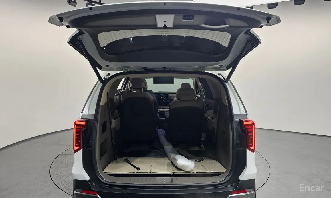 Фото 20 - Kia Carnival