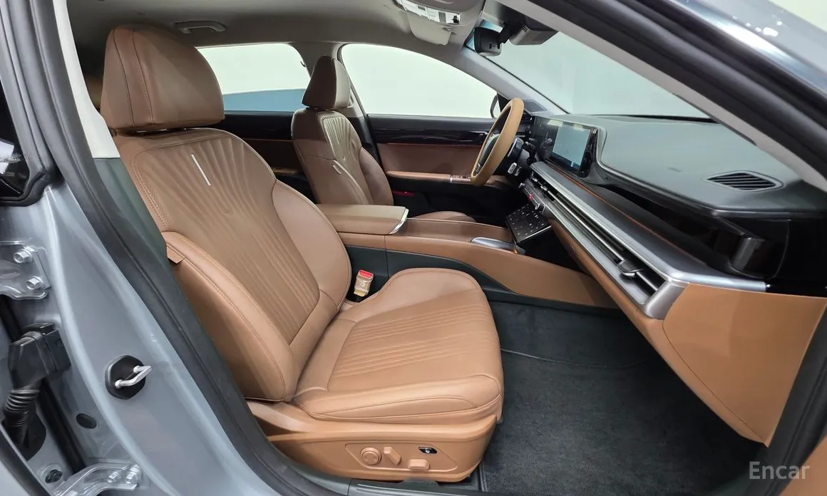 Фото 10 - Hyundai Grandeur