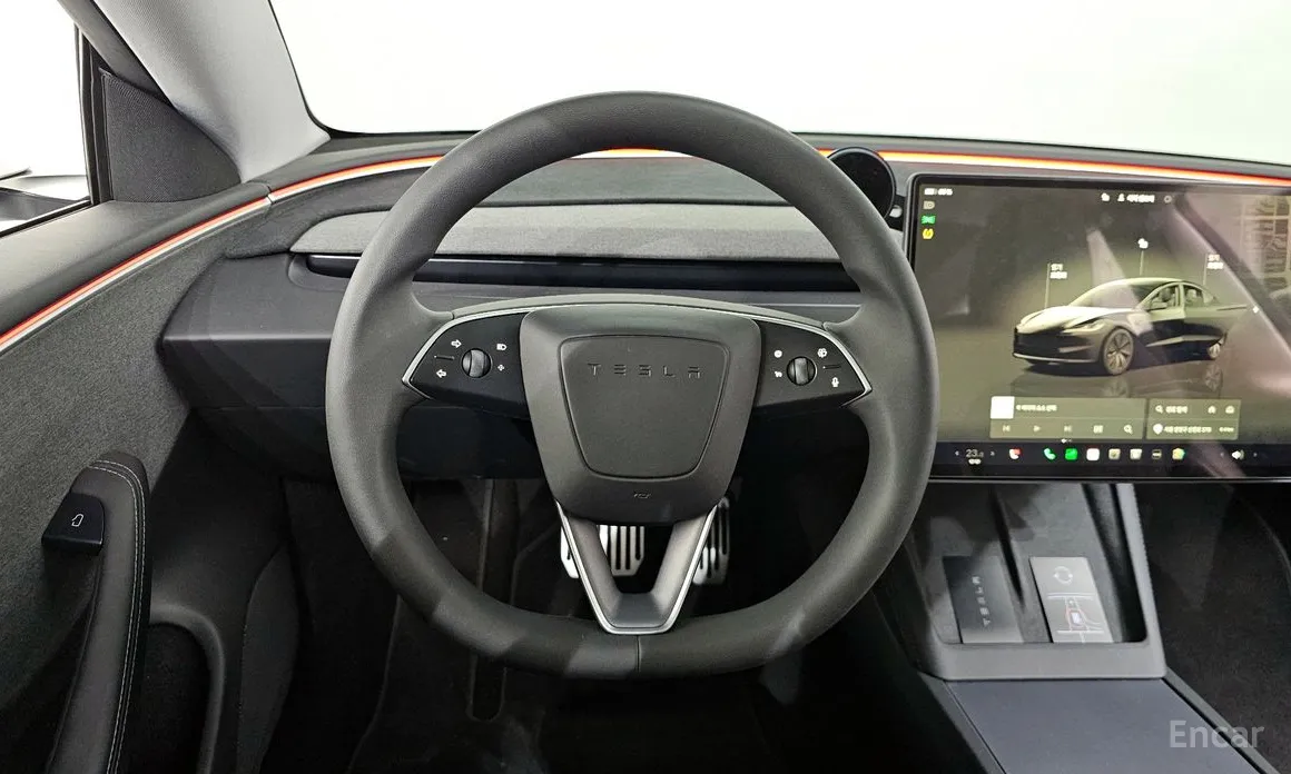 Фото 13 - Tesla Model 3