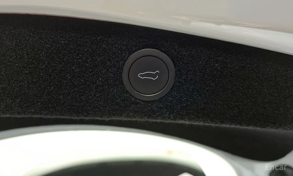 Фото 20 - Tesla Model 3