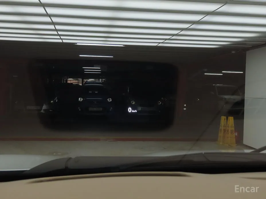 Фото 12 - Cadillac XT5