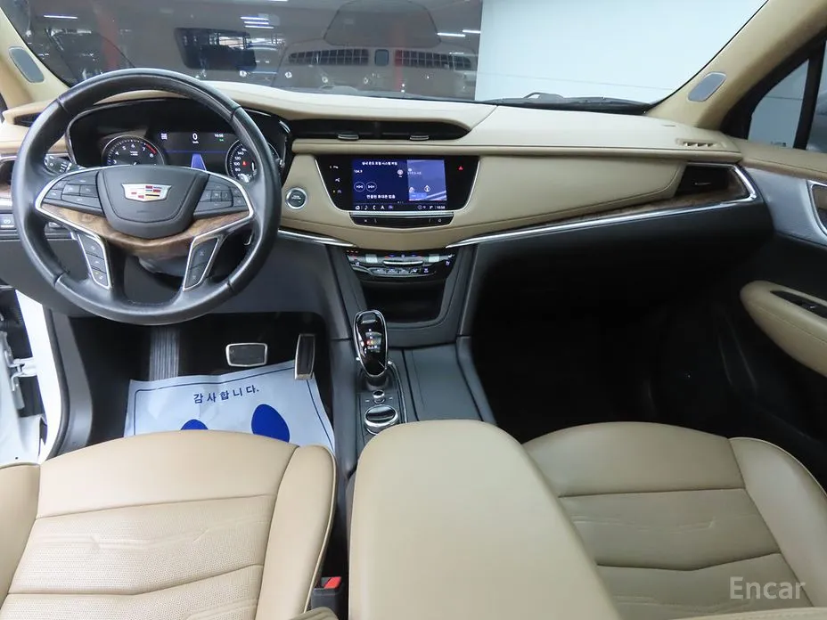 Фото 7 - Cadillac XT5