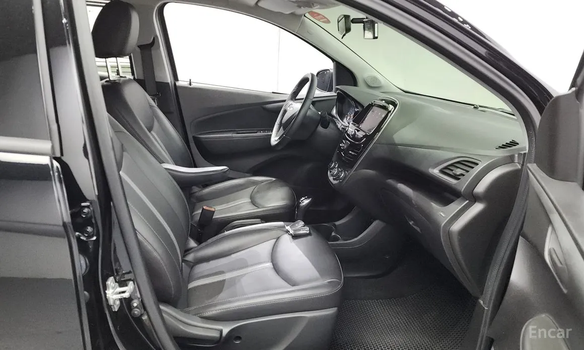 Фото 12 - Chevrolet Spark