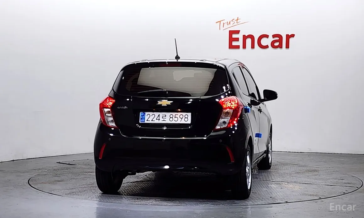 Фото 4 - Chevrolet Spark