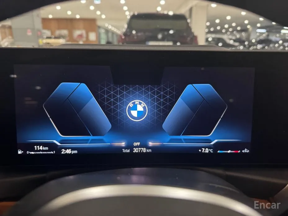 Photo 8 - BMW 3 Series