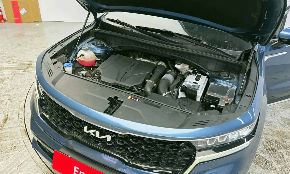 Фото 6 - Kia Sorento