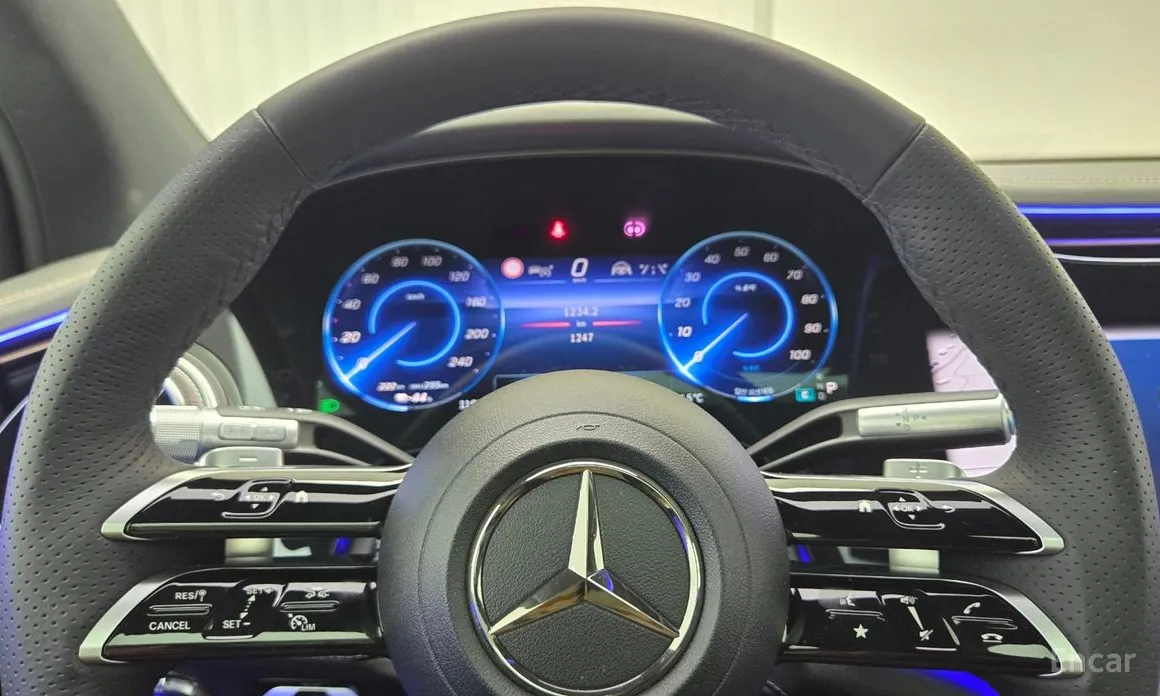 Фото 8 - Mercedes-Benz EQS